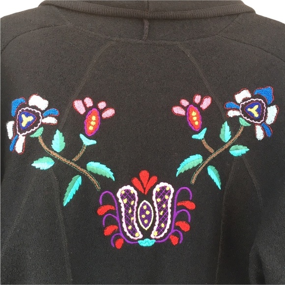 TUNDRA 100%Pure Virgin Wool Black Floral Embroidered Feminine Cozy 2-Button Coat - Picture 10 of 14